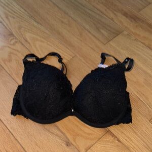 La vie en rose Black Lace Bra 32 C
